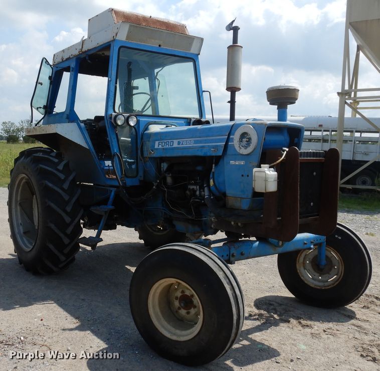 image for item FR9031 Ford 7600  tractor