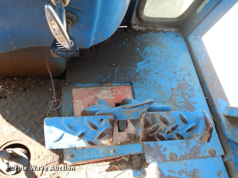 image for item FR9031 Ford 7600  tractor