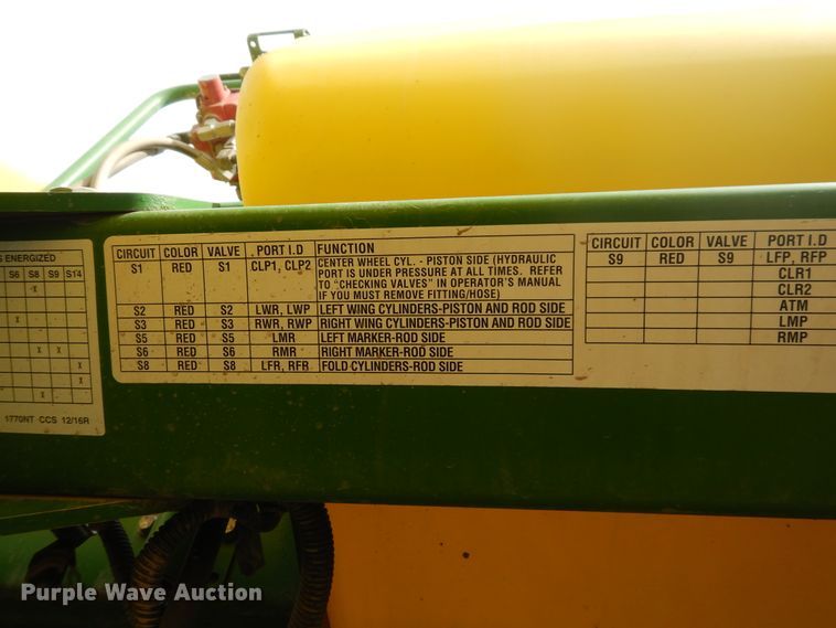 image for item FR9032 2011 John Deere 1770NT no-till planter