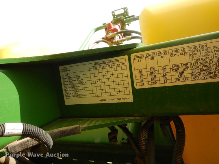 image for item FR9032 2011 John Deere 1770NT no-till planter
