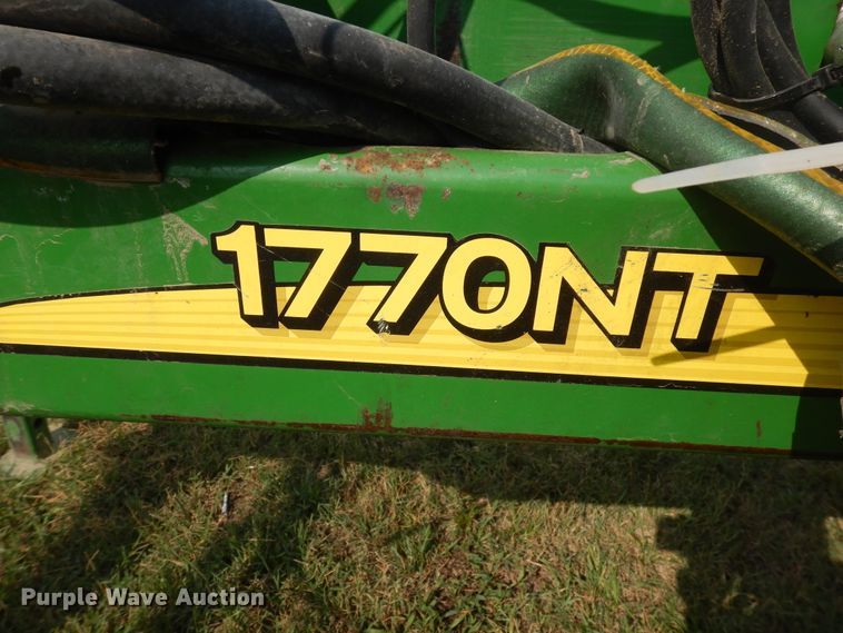 image for item FR9032 2011 John Deere 1770NT no-till planter