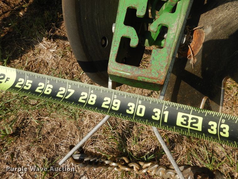 image for item FR9032 2011 John Deere 1770NT no-till planter