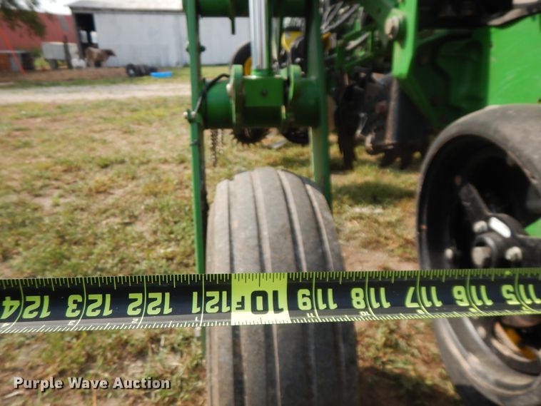 image for item FR9032 2011 John Deere 1770NT no-till planter