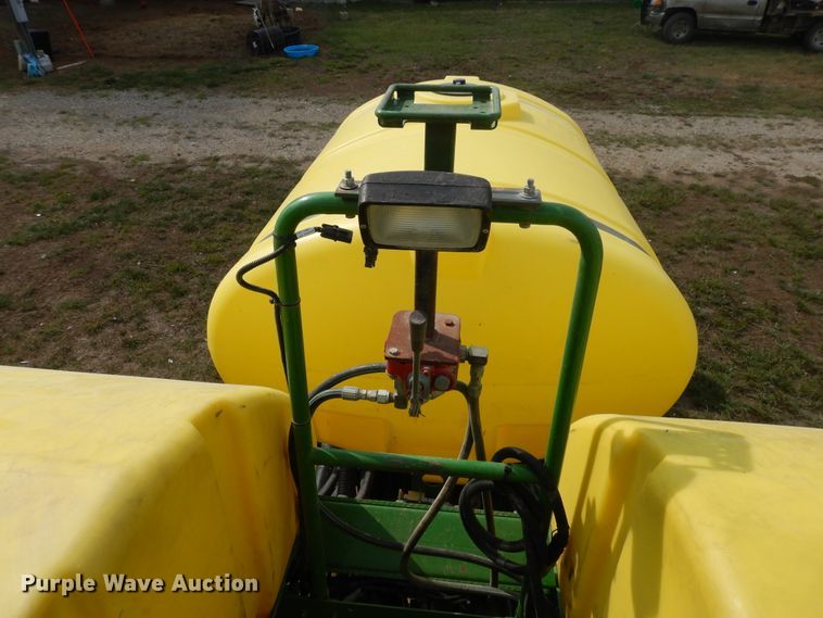 image for item FR9032 2011 John Deere 1770NT no-till planter