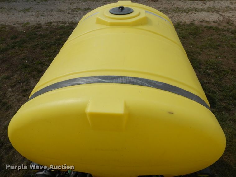 image for item FR9032 2011 John Deere 1770NT no-till planter