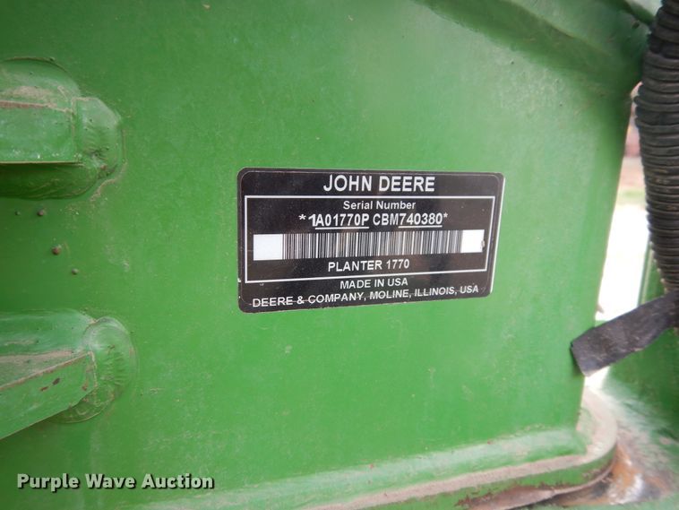 image for item FR9032 2011 John Deere 1770NT no-till planter