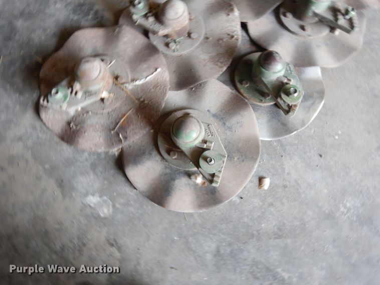 image for item FR9032 2011 John Deere 1770NT no-till planter