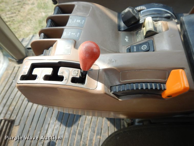 image for item FR9033 1998 John Deere 8400T  tractor