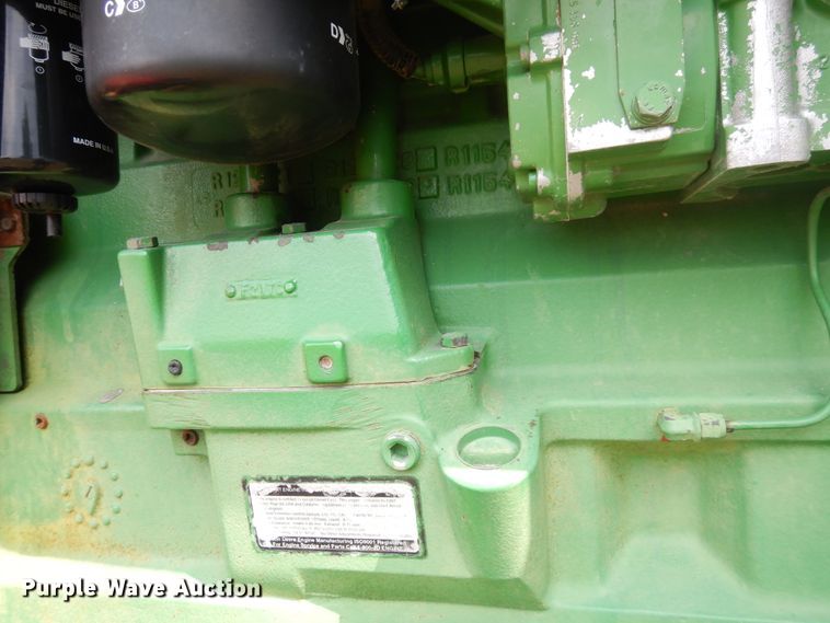 image for item FR9033 1998 John Deere 8400T  tractor