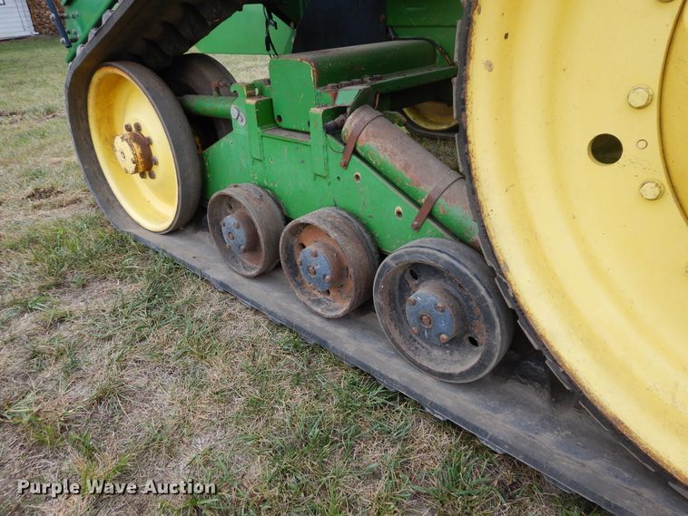 image for item FR9033 1998 John Deere 8400T  tractor