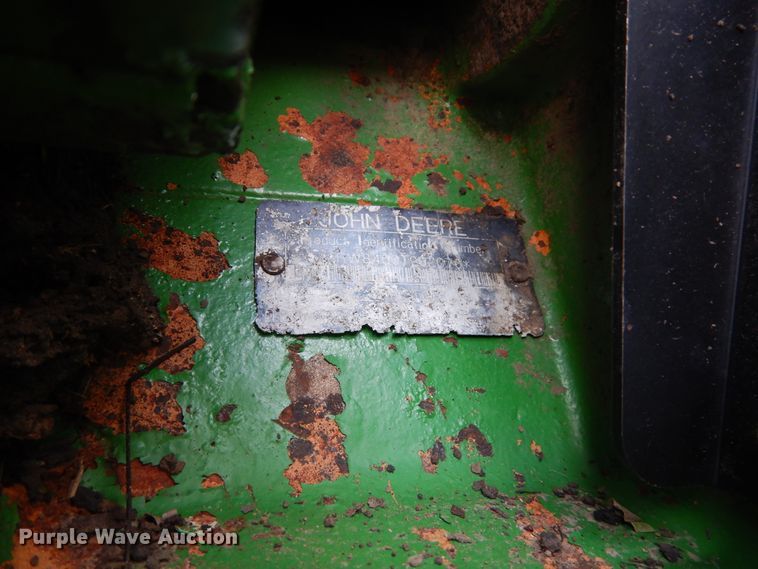 image for item FR9033 1998 John Deere 8400T  tractor