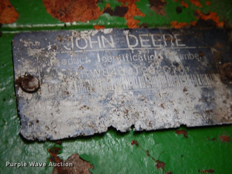 image for item FR9033 1998 John Deere 8400T  tractor