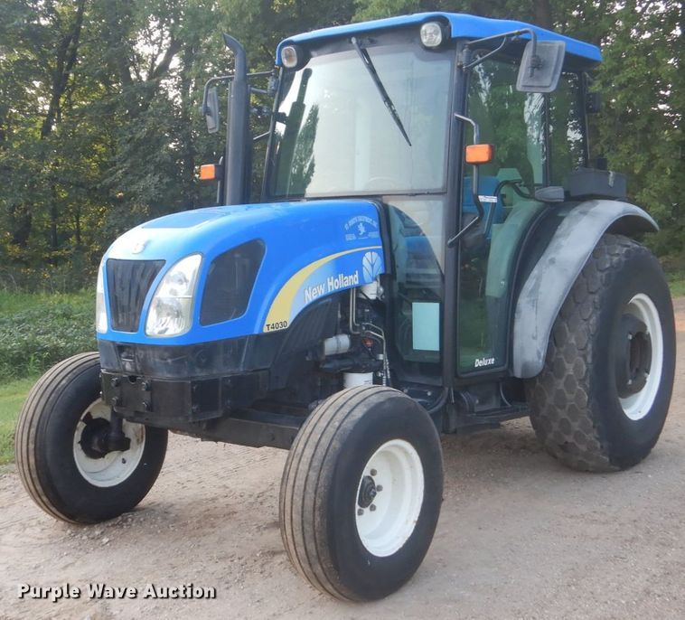 image for item FT9137 2011 New Holland T4030  tractor