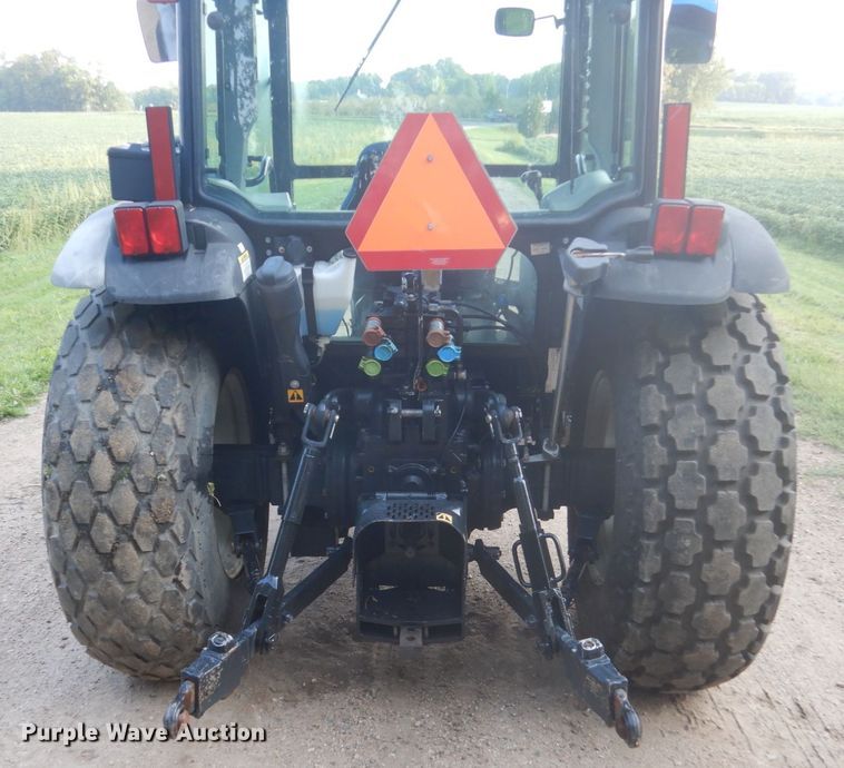 image for item FT9137 2011 New Holland T4030  tractor