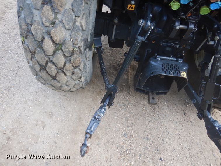 image for item FT9137 2011 New Holland T4030  tractor