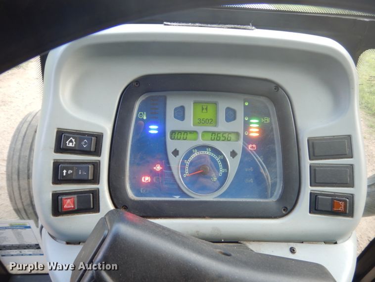 image for item FT9137 2011 New Holland T4030  tractor