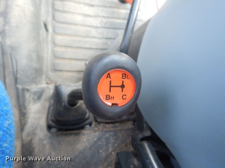 image for item FT9137 2011 New Holland T4030  tractor