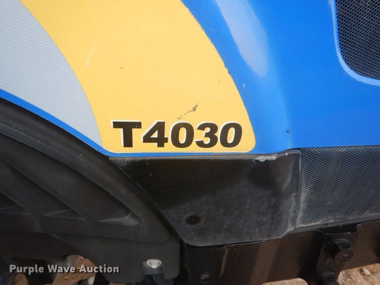 image for item FT9137 2011 New Holland T4030  tractor