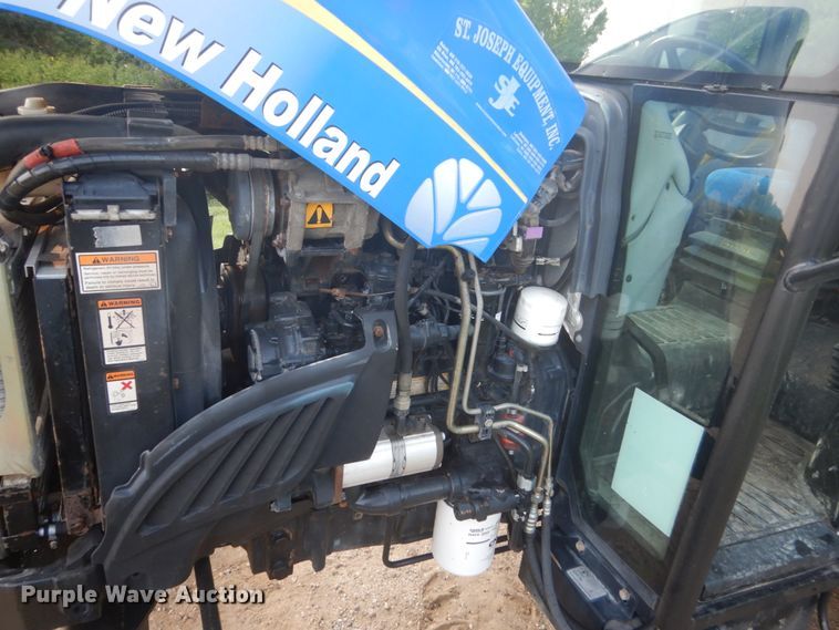 image for item FT9137 2011 New Holland T4030  tractor