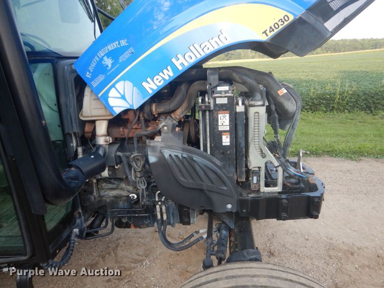 image for item FT9137 2011 New Holland T4030  tractor