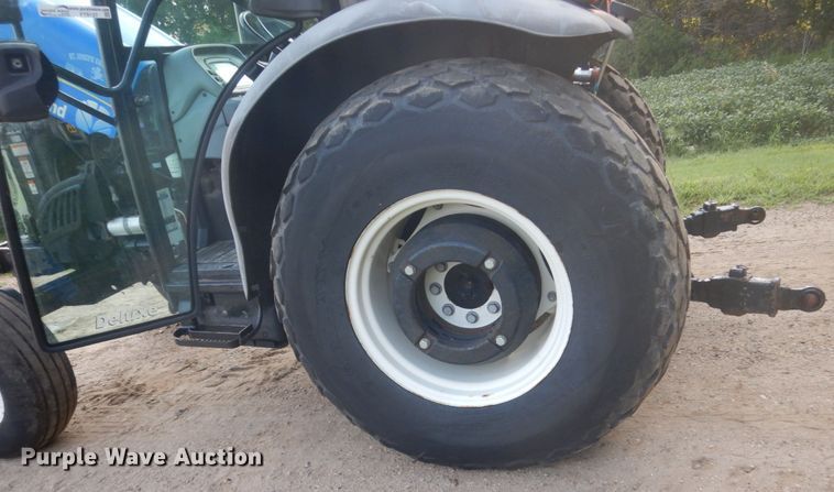 image for item FT9137 2011 New Holland T4030  tractor