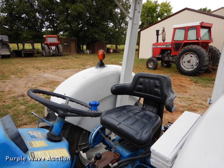 image for item FY9237 Ford 4600  tractor