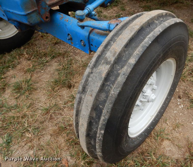 image for item FY9237 Ford 4600  tractor