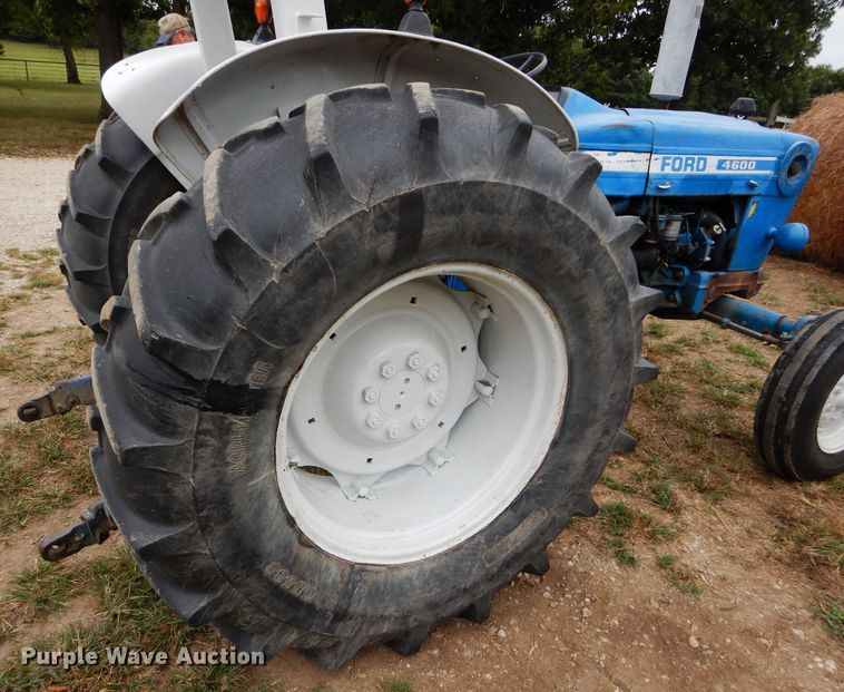 image for item FY9237 Ford 4600  tractor