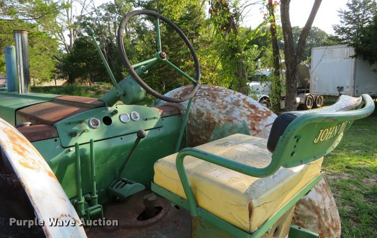 image for item GI9198 1954 John Deere R  tractor