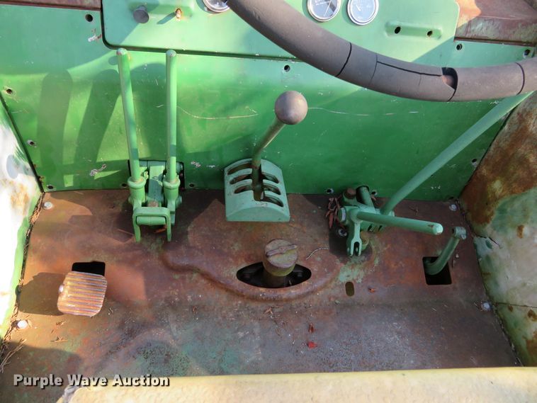 image for item GI9198 1954 John Deere R  tractor