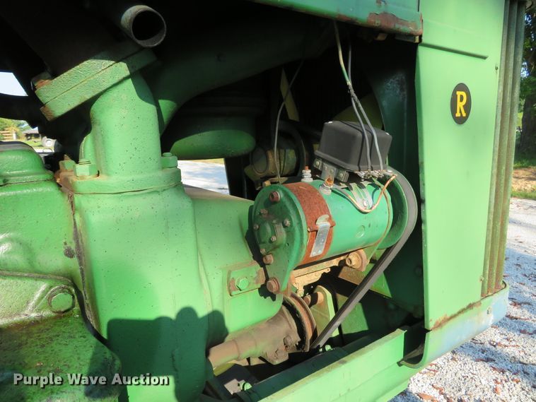 image for item GI9198 1954 John Deere R  tractor