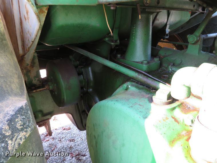 image for item GI9198 1954 John Deere R  tractor