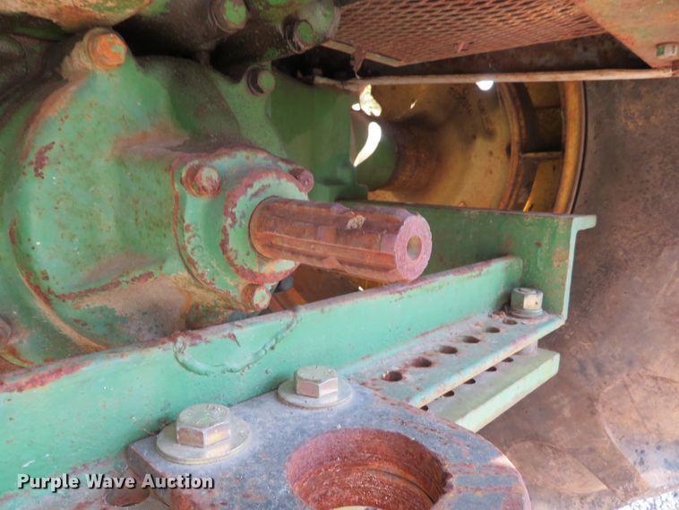 image for item GI9198 1954 John Deere R  tractor