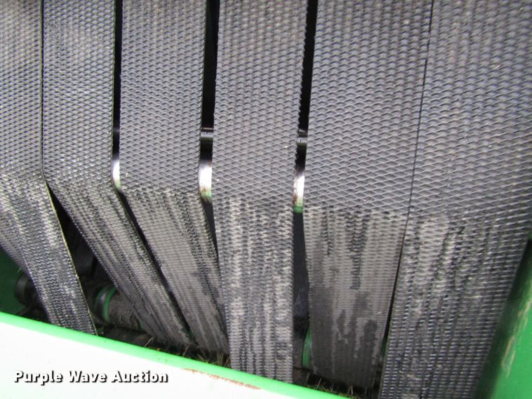 image for item GQ9125 2015 John Deere 569  round baler