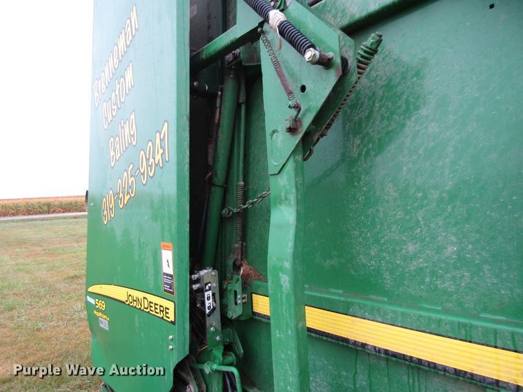 image for item GQ9125 2015 John Deere 569  round baler