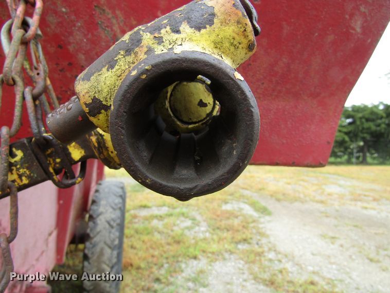 image for item GQ9127 1973 Schuler feed wagon