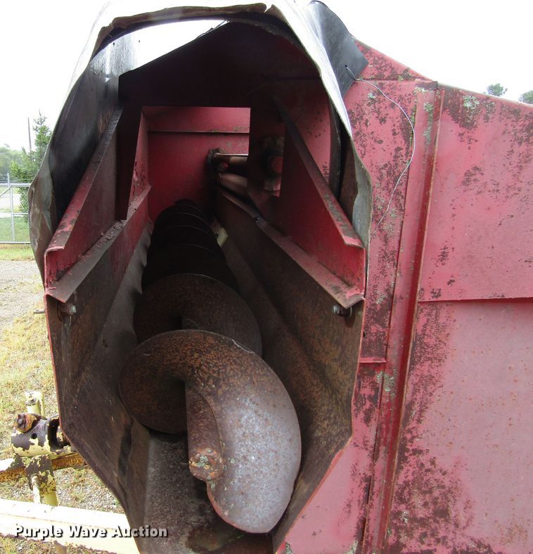 image for item GQ9127 1973 Schuler feed wagon