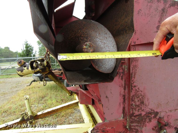 image for item GQ9127 1973 Schuler feed wagon