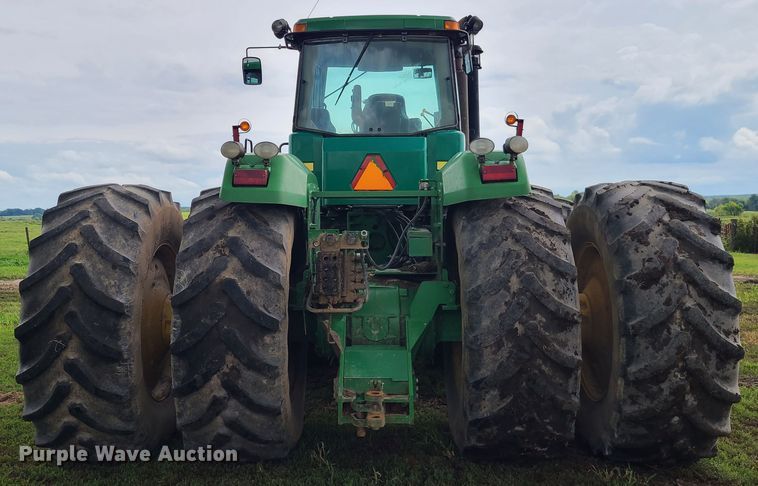 image for item GY9544 2003 John Deere 9420  4WD tractor