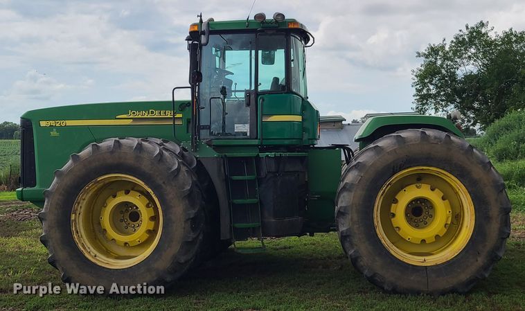 image for item GY9544 2003 John Deere 9420  4WD tractor