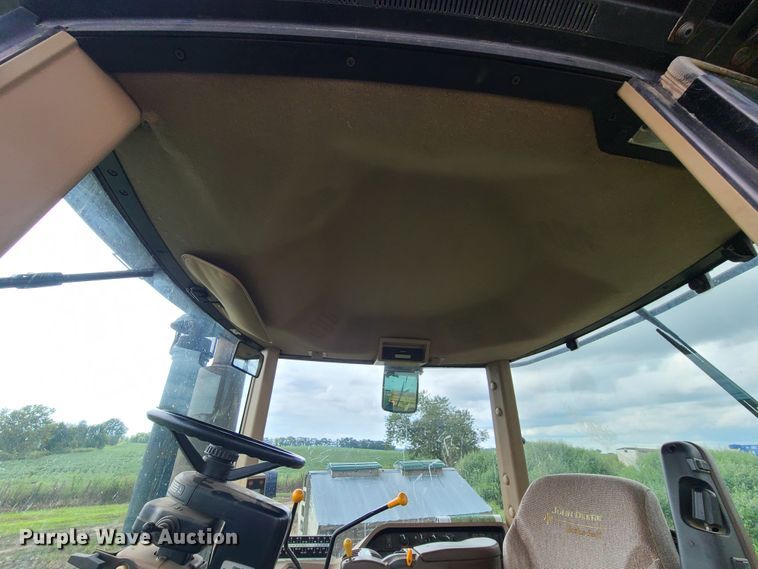 image for item GY9544 2003 John Deere 9420  4WD tractor