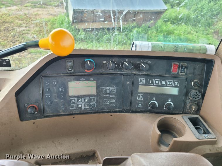 image for item GY9544 2003 John Deere 9420  4WD tractor