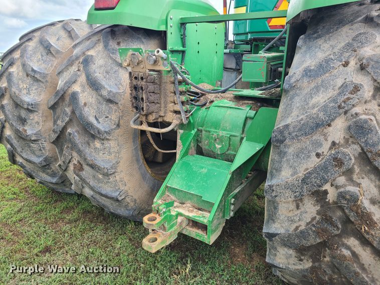 image for item GY9544 2003 John Deere 9420  4WD tractor