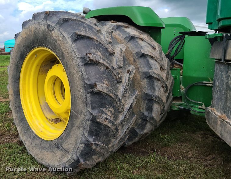 image for item GY9544 2003 John Deere 9420  4WD tractor