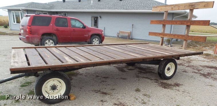 image for item HF9526 Hay wagon