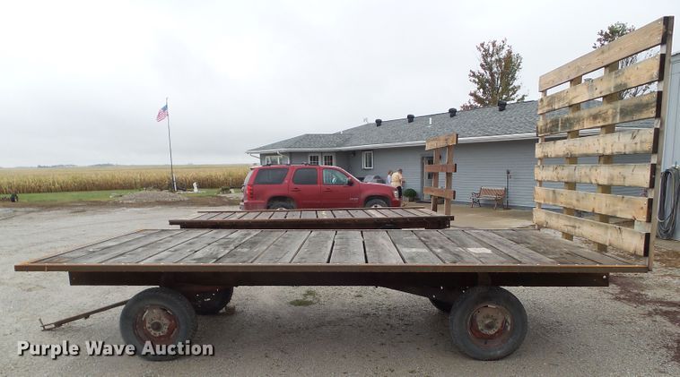 image for item HF9527 Hay wagon