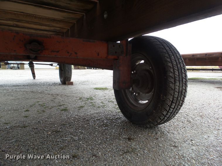 image for item HF9527 Hay wagon