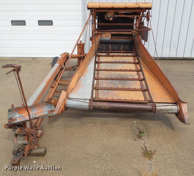 image for item HF9532 Allis Chalmers  round baler