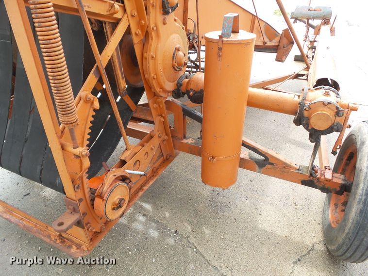 image for item HF9532 Allis Chalmers  round baler