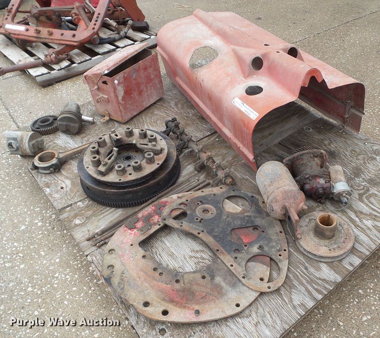 image for item HF9540 Farmall M parts